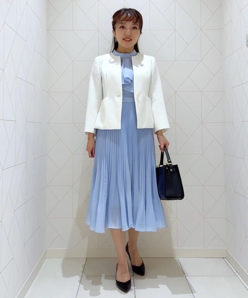 ANAYI(アナイ)の「カラミリネンライクノーカラー ジャケット〈セットアップ対応商品〉(ノーカラージャケット・レディース・ホワイト/ネイビー/ベージュ・38/36/34)」の5枚目の写真