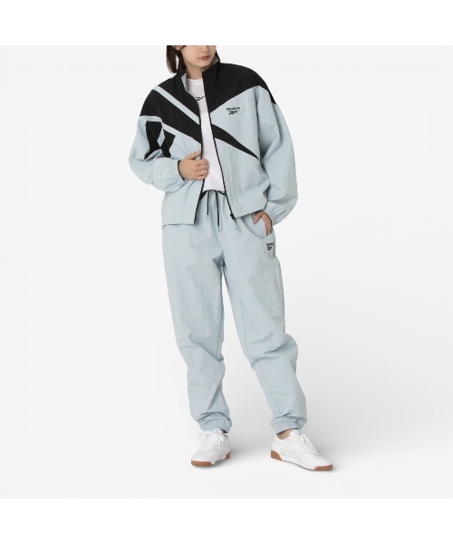 Reebok（リーボック）の「ベクター トラックパンツ / VECTOR TRACK PANT（その他パンツ・レディース・ピンク/ブルー/ブラック・X-SMALL/SMALL/LARGE/MEDIUM）」の14枚目の写真