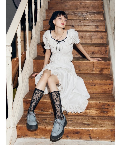 jouetie(ジュエティ)の「レースフリルアシメロングスカート【セットアップ対応】(スカート・レディース・ブラック/ブルー/オフホワイト・MEDIUM)」の12枚目の写真