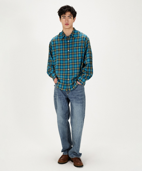 SHIRTER(シャーター)の「EON DENIM PANTS (VINTAGE BLUE)(デニムパンツ・メンズ・その他・LARGE/MEDIUM/SMALL)」の4枚目の写真