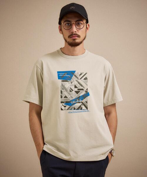 TAKEO KIKUCHI(タケオキクチ)の「モノクロタイルTシャツ(Tシャツ/カットソー・メンズ・ライトベージュ/ブラック/ホワイト・04/02/03)」の3枚目の写真