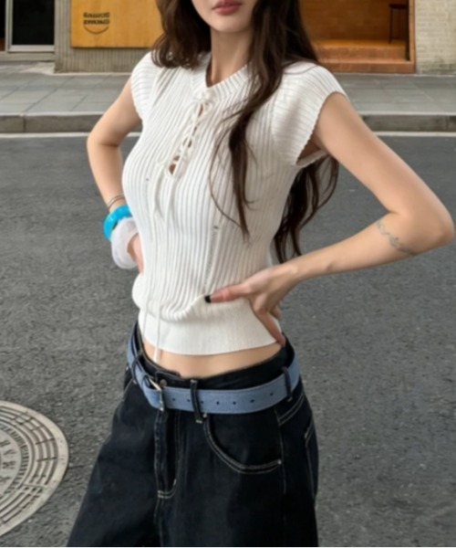 Vipoa(ヴィポア)の「race-up short sleeve knit(ニット/セーター・レディース・ブルー/ホワイト/ブラック・FREE)」の13枚目の写真