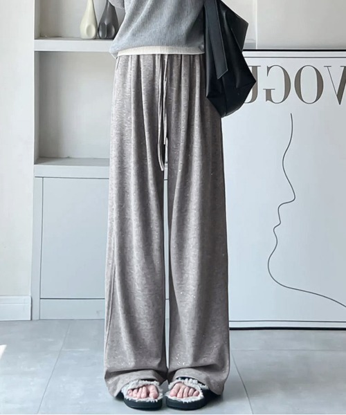Miniministore(ミニミニストア)の「キラキララメスウェットパンツハイウエスト(その他パンツ・レディース・ダークグレー/ベージュ/ライトグレー/ブラック・FREE)」の12枚目の写真