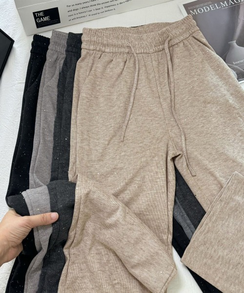 Miniministore（ミニミニストア）の「キラキララメスウェットパンツハイウエスト（その他パンツ・レディース・ダークグレー/ベージュ/ライトグレー/ブラック・FREE）」の19枚目の写真