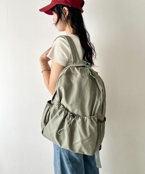 wears（ウェアーズ）の「【A4収納可】軽量ドローコードポケットバックパックリュック（バックパック/リュック・レディース・ブラック/ベージュ/カーキ・FREE）」の18枚目の写真