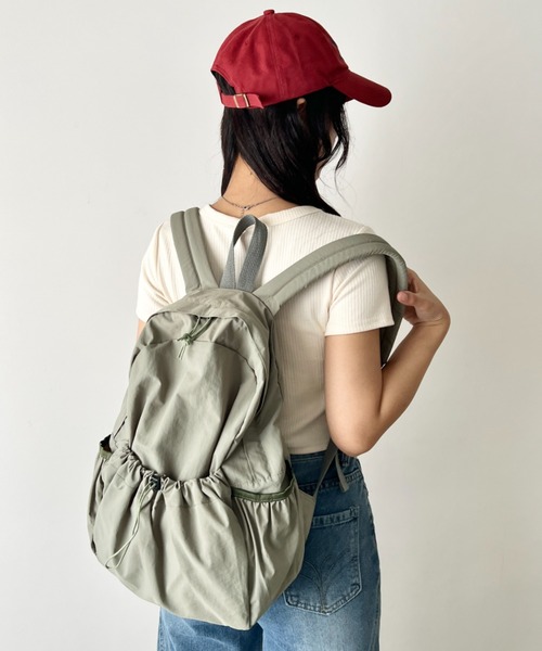 wears（ウェアーズ）の「【A4収納可】軽量ドローコードポケットバックパックリュック（バックパック/リュック・レディース・ブラック/ベージュ/カーキ・FREE）」の20枚目の写真