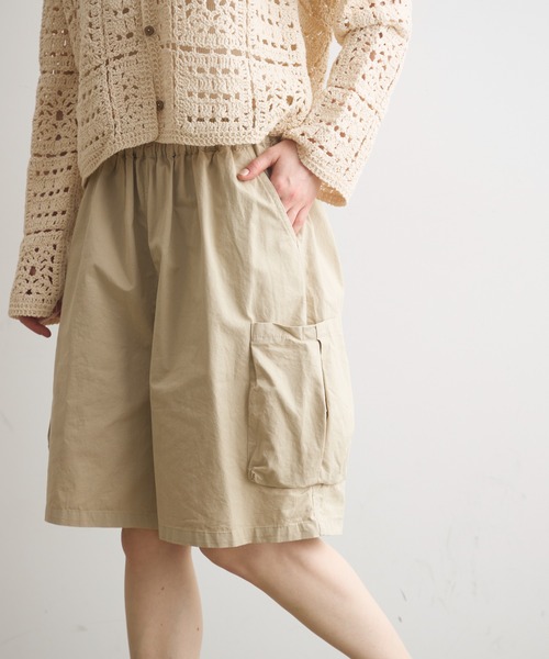 Crisp(クリスプ)の「side pocket half pants / サイドポケットハーフパンツ(その他パンツ・レディース・ブラック/アイボリー・FREE)」の16枚目の写真