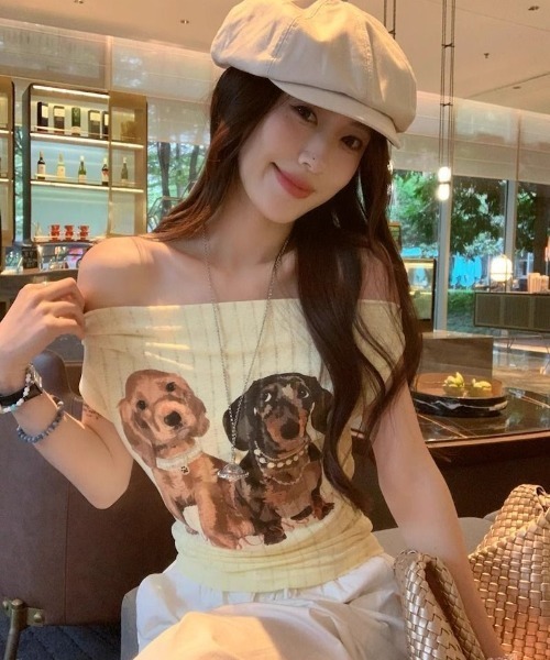 Ritzy(リッツィー)の「プリント オフショルダー T シャツ(Tシャツ/カットソー・レディース・イエロー/ピンク・M)」の2枚目の写真