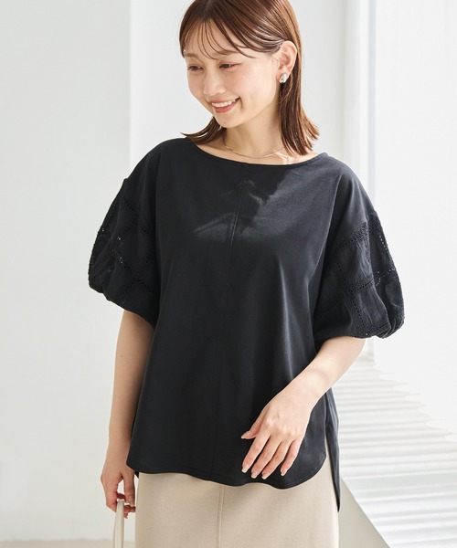 LAVEANGE(ラビアンジェ)の「【洗える】袖刺繍レース異素材プルオーバー|大人フェミニン/きれいめ/ボリューム袖/半袖トップス/体型カバー(Tシャツ/カットソー・レディース・ブラック/オフホワイト・M/LL/3L/4L/5L)」の10枚目の写真