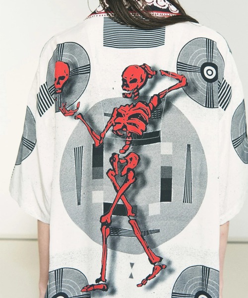 PHINGERIN(フィンガリン)の「【PHINGERIN】SUMMER SHIRT SKULL(シャツ/ブラウス・メンズ・ホワイト・M/L)」の3枚目の写真