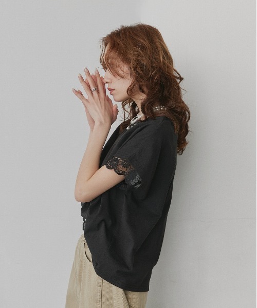 ad thie(アドティエ)の「レース スリーブドルマン Tシャツ(Tシャツ/カットソー・レディース・オフホワイト/ブラック・FREE)」の9枚目の写真