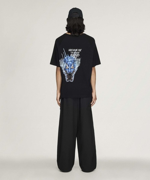 Y-3(ワイスリー)の「Y-3 ARCHIVE 06 SHORT SLEEVE TEE(Tシャツ/カットソー・メンズ・ブラック・SMALL/MEDIUM/LARGE/X-LARGE/XX-LARGE/X-SMALL)」の8枚目の写真