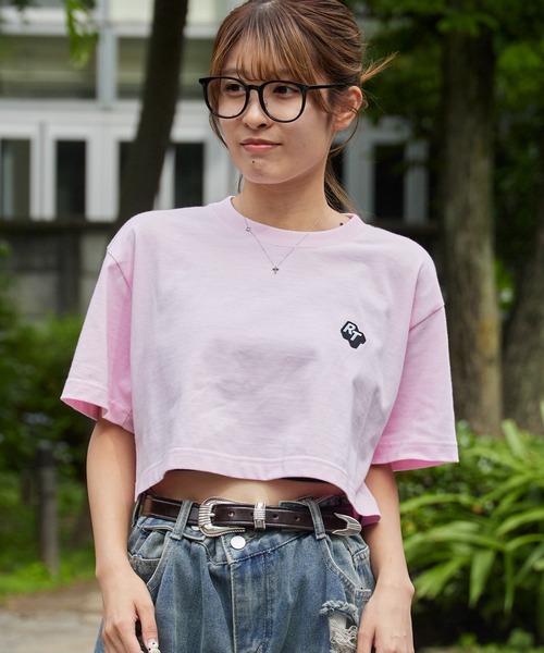 ROOPTOKYO(ループトウキョウ)の「オリジナルロゴ胸ワッペンTシャツ 半袖 クルーネック ハイグレードコットン 5.6oz 丸胴 シンプル ミドル丈 クロップド丈 短丈 メンズ レディース ユニセックス 秋 秋服 2026年秋冬(Tシャツ/カットソー・メンズ・ホワイト/ブラック/ブルー/ライトピンク/チャコール・S/M/L/XL)」の5枚目の写真