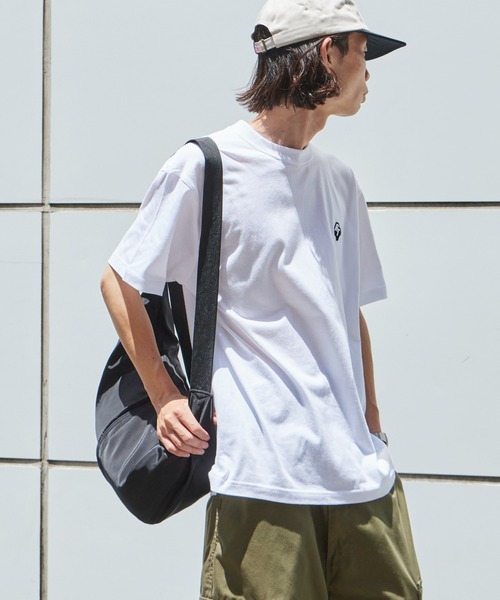 ROOPTOKYO(ループトウキョウ)の「オリジナルロゴ胸ワッペンTシャツ 半袖 クルーネック ハイグレードコットン 5.6oz 丸胴 シンプル ミドル丈 クロップド丈 短丈 メンズ レディース ユニセックス 秋 秋服 2026年秋冬(Tシャツ/カットソー・メンズ・ホワイト/ブラック/ブルー/ライトピンク/チャコール・S/M/L/XL)」の17枚目の写真
