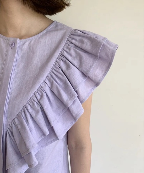 BIRTHDAY BASH（バースデイバッシュ）の「SHOULDER FRILL LINEN TOPS（Tシャツ/カットソー・レディース・ブルー/ブラック・MEDIUM/SMALL）」の5枚目の写真