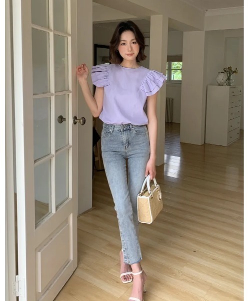 BIRTHDAY BASH（バースデイバッシュ）の「SHOULDER FRILL LINEN TOPS（Tシャツ/カットソー・レディース・ブルー/ブラック・MEDIUM/SMALL）」の15枚目の写真