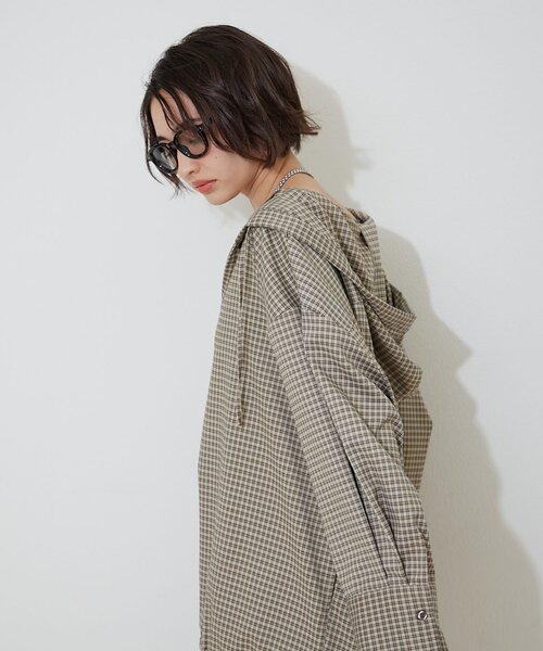Remind me and forever(リマインドミーアンドフォーエバー)の「【nane】チェックフーディーオーバーシャツ(シャツ/ブラウス・レディース・カーキ/ベージュ・FREE)」の12枚目の写真