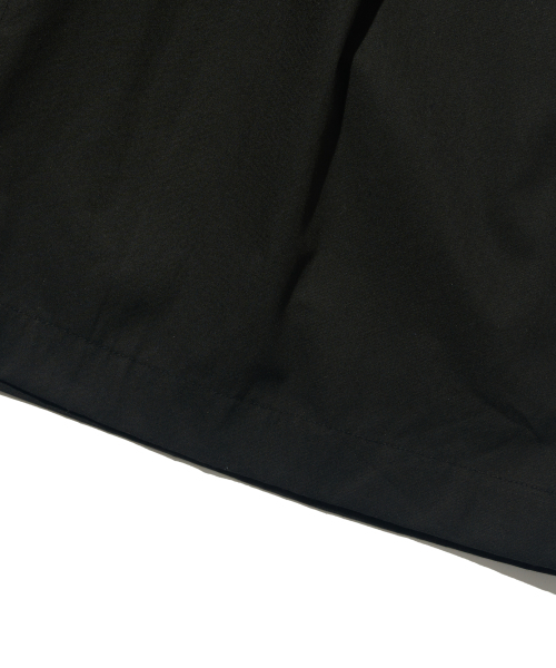 OTHERFITS（アザーフィッツ）の「ディープタックワイドバミューダパンツ（ブラック）（その他パンツ・メンズ・その他・LARGE/MEDIUM）」の6枚目の写真