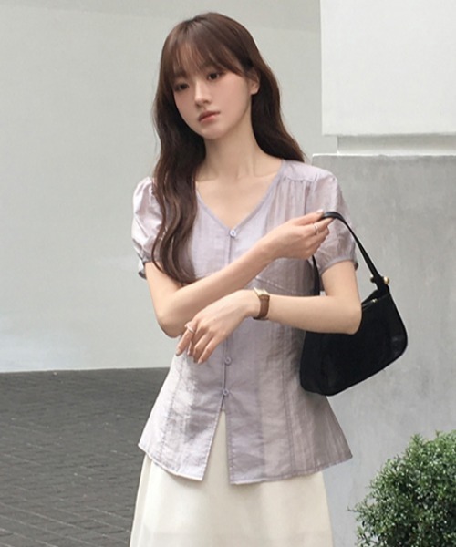 FAVORITO(ファヴォリート)の「パフスリーブシングルブレストブラウス(シャツ/ブラウス・レディース・ホワイト/グリーン/グレー/ピンク・F)」の5枚目の写真