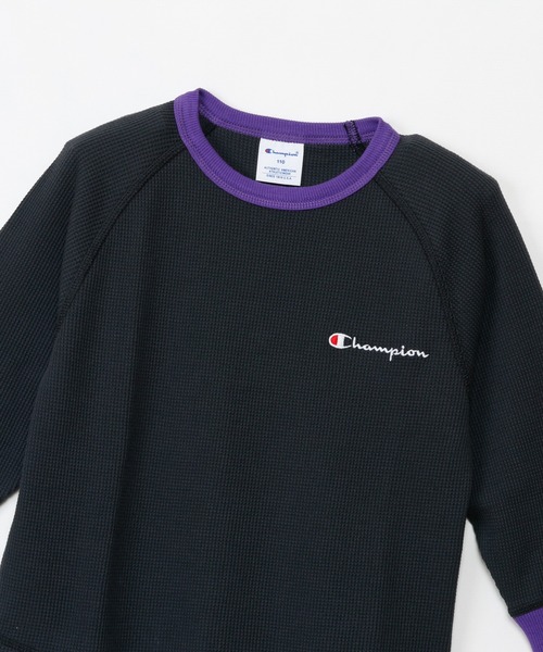 Champion(チャンピオン)の「【Champion/チャンピオン】キッズ ベーシック ロングスリーブTシャツ(ワンピース・キッズ・オフホワイト/ブラック/ライトブラウン・130/140/150/160/100/110/120)」の21枚目の写真