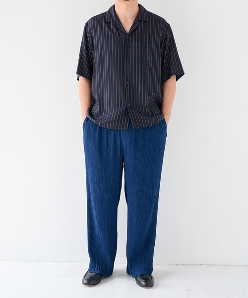 STUDIOUS(ステュディオス)の「【STUDIOUS】Silky Pleats Easy Pants / シルキープリーツイージーパンツ / 伸縮素材 / 接触冷感(スラックス・メンズ・グレイッシュベージュ/ブラック/ブルー・2/1)」の20枚目の写真