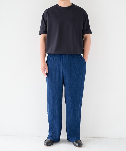 STUDIOUS(ステュディオス)の「【STUDIOUS】Silky Pleats Easy Pants / シルキープリーツイージーパンツ / 伸縮素材 / 接触冷感(スラックス・メンズ・グレイッシュベージュ/ブラック/ブルー・2/1)」の19枚目の写真