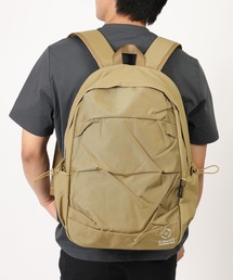 S'more（スモア）の「Urban Loop Daypack（バックパック/リュック）」