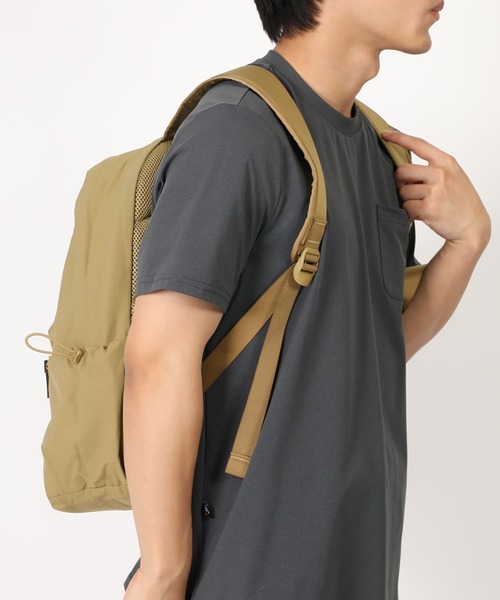 S'more(スモア)の「Urban Loop Daypack(バックパック/リュック・メンズ・Beige/Black・FREE)」の10枚目の写真
