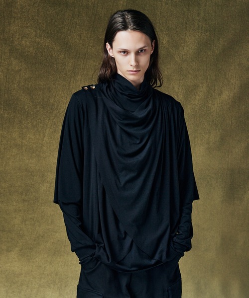 glamb（グラム）の「Cross Drape Cutsew / クロスドレープカットソー（Tシャツ/カットソー・メンズ・ブラック/グレー・S/M/L）」の2枚目の写真