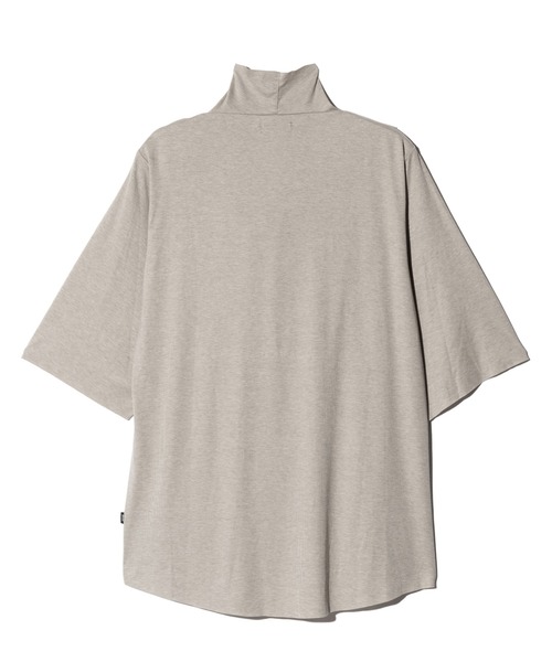 glamb（グラム）の「Cross Drape Cutsew / クロスドレープカットソー（Tシャツ/カットソー・メンズ・ブラック/グレー・S/M/L）」の3枚目の写真