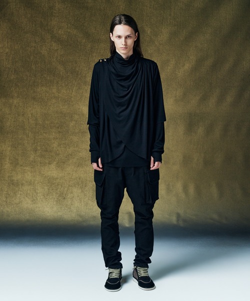 glamb（グラム）の「Cross Drape Cutsew / クロスドレープカットソー（Tシャツ/カットソー・メンズ・ブラック/グレー・S/M/L）」の5枚目の写真