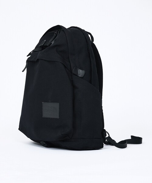 THE NORTH FACE（ザノースフェイス）の「【THE NORTH FACE / ザ・ノースフェイス】トラッドミウォック / デイバック / リュック / 27L / Trad Miwok / NM62673（バックパック/リュック・メンズ・ブラック/ベージュ・フリー）」の11枚目の写真