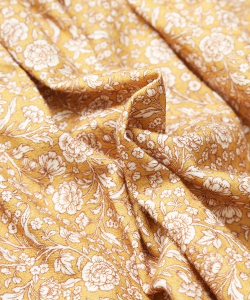la poche biscuit(ラポシェビスキュイ)の「【スモッキング】小花柄レトロワンピース(綿100%)(ワンピース・キッズ・イエロー/ブラウン・100/90/80/140/130/120/110)」の6枚目の写真