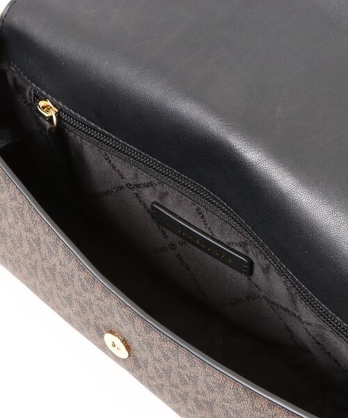 MICHAEL KORS(マイケルコース)の「KACEY MD CONV FLAP SHLDR(ショルダーバッグ・レディース・ブラウン系その他・FREE)」の4枚目の写真