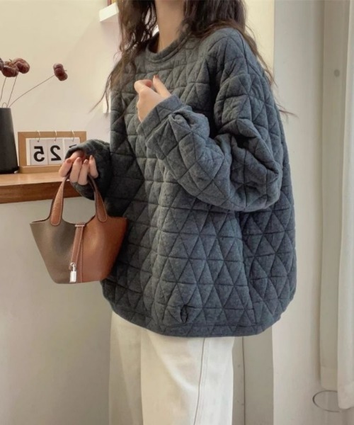 Ritzy(リッツィー)の「三角キルティングクルーネックトップス(Tシャツ/カットソー・レディース・ホワイト/グレー・M/L)」の14枚目の写真