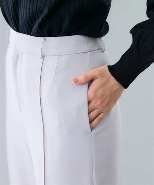 7days Life Styling(セブンデイズライフスタイリング)の「【UVカット】洗えるストレッチダブルクロスセンターシームセミワイドストレッチパンツ(その他パンツ・レディース・ブラック/ライトグレー/ブラウン・LL/S/M/L)」の6枚目の写真