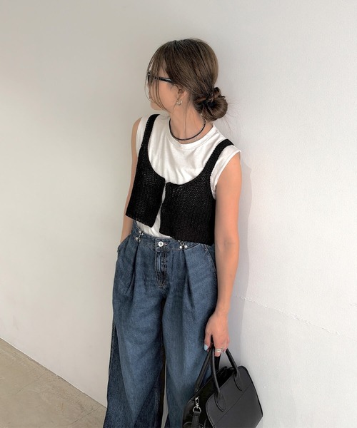 ISOOK(アイスー)の「フロントホックニットビスチェ(chiica select) / ニットキャミ レイヤード シンプル ショート丈 クロップド(ベスト・レディース・ブラック/ベージュ・FREE)」の4枚目の写真