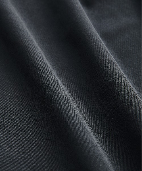 UNITED TOKYO(ユナイテッドトウキョウ)の「【尾州ウール使用】超撥水 WOOL GABARDINE FLIGHT BLOUSON |MADEINJAPAN/日本製/尾州/撥水/防汚洗える/ムレ防止/(ブルゾン・メンズ・ダークグレー/ブラック/ライトブルーグレー・2/1)」の6枚目の写真