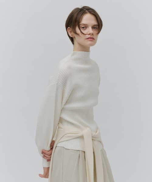 Plumel(プルメル)の「Soft Touch Bottle Neck Rib Knit / ソフトタッチボトルネックリブニット(ニット/セーター・レディース・グレー/ブラック/オフホワイト・MEDIUM)」の22枚目の写真