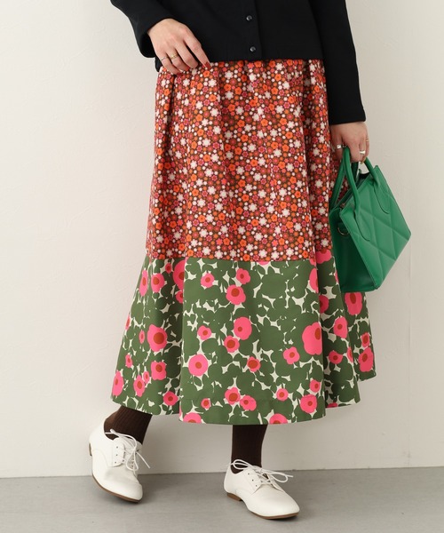 Orla Kiely(-)の「ギャザーコンビスカート(スカート・レディース・レッド/ダークグリーン/ベージュ・38/M/36/S)」の3枚目の写真