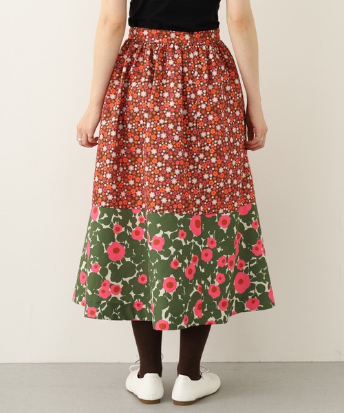 Orla Kiely(-)の「ギャザーコンビスカート(スカート・レディース・レッド/ダークグリーン/ベージュ・38/M/36/S)」の17枚目の写真