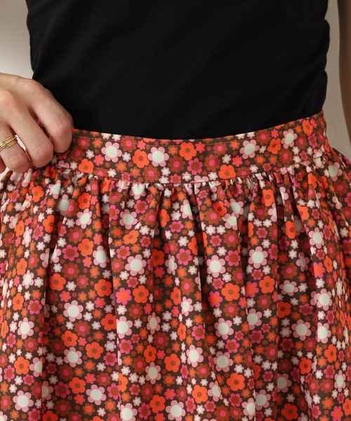Orla Kiely(-)の「ギャザーコンビスカート(スカート・レディース・レッド/ダークグリーン/ベージュ・38/M/36/S)」の18枚目の写真