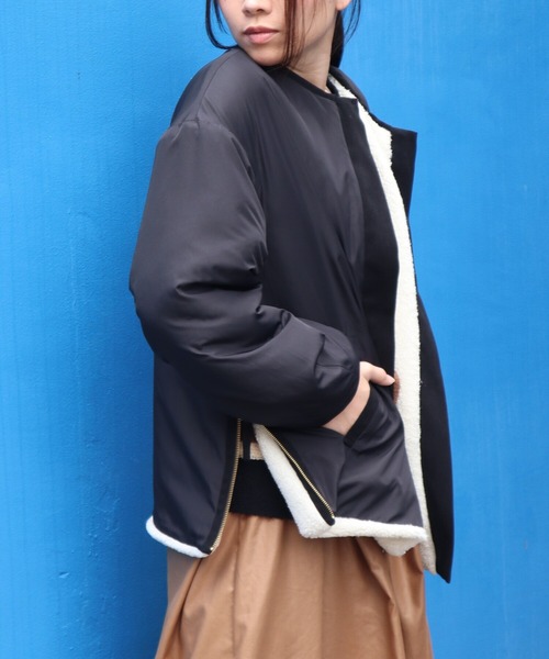 etre relie(エトレリー)の「裾ファスナーボアジャケット(ノーカラージャケット・レディース・チャコールグレー/オフホワイト/モカ・MEDIUM)」の11枚目の写真