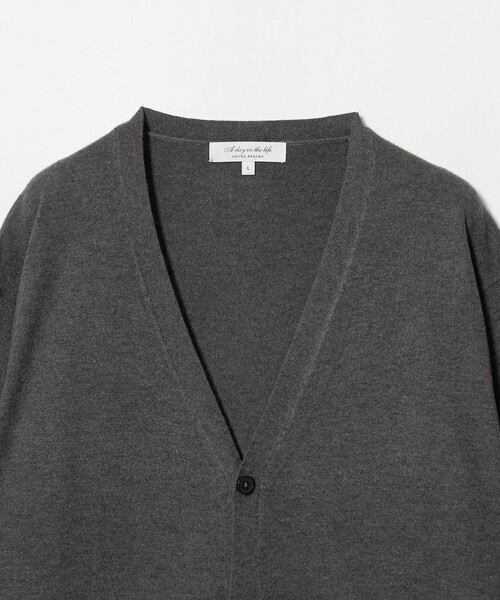 A DAY IN THE LIFE UNITED ARROWS(アデイインザライフユナイテッドアローズ)の「ソフト テンジク カーディガン-ウォッシャブル-<A DAY IN THE LIFE>(カーディガン/ボレロ・メンズ・モカ/ブラック/ダークグレー・M/L/XL)」の22枚目の写真