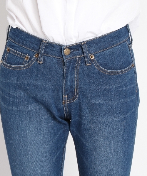 grove（グローブ）の「リヨセル混ガールフレンドデニム（デニムパンツ・レディース・ブルー系1/ブルー・02/03）」の6枚目の写真