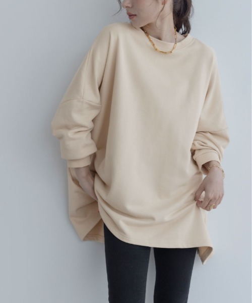 maviru(マヴィル)の「ビッグ シルエット スウェット チュニック(スウェット・レディース・ブラウン/ブラック/チャコール/ライトベージュ・FREE)」の4枚目の写真