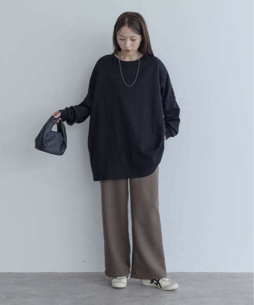 maviru(マヴィル)の「ビッグ シルエット スウェット チュニック(スウェット・レディース・ブラウン/ブラック/チャコール/ライトベージュ・FREE)」の7枚目の写真
