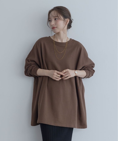 maviru(マヴィル)の「ビッグ シルエット スウェット チュニック(スウェット・レディース・ブラウン/ブラック/チャコール/ライトベージュ・FREE)」の13枚目の写真