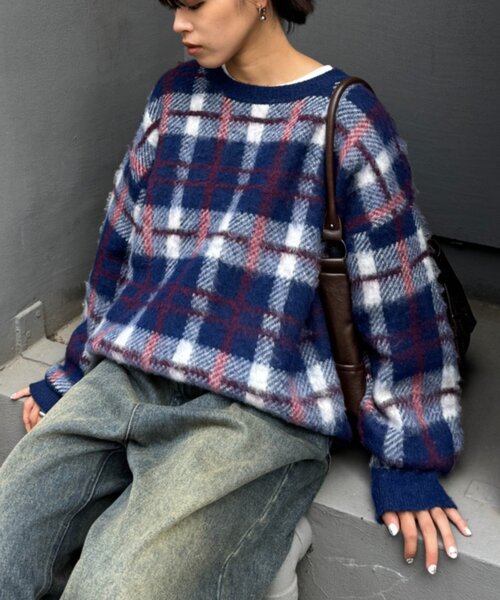CIAOPANIC TYPY(チャオパニックティピー)の「【ZOZO限定】【UNISEX】シャギーチェックプルオーバーニット(ニット/セーター・レディース・ブラック/グレー/ブルー/グリーン・MEDIUM/LARGE)」の4枚目の写真
