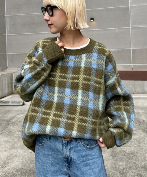 CIAOPANIC TYPY(チャオパニックティピー)の「【ZOZO限定】【UNISEX】シャギーチェックプルオーバーニット(ニット/セーター・レディース・ブラック/グレー/ブルー/グリーン・MEDIUM/LARGE)」の3枚目の写真